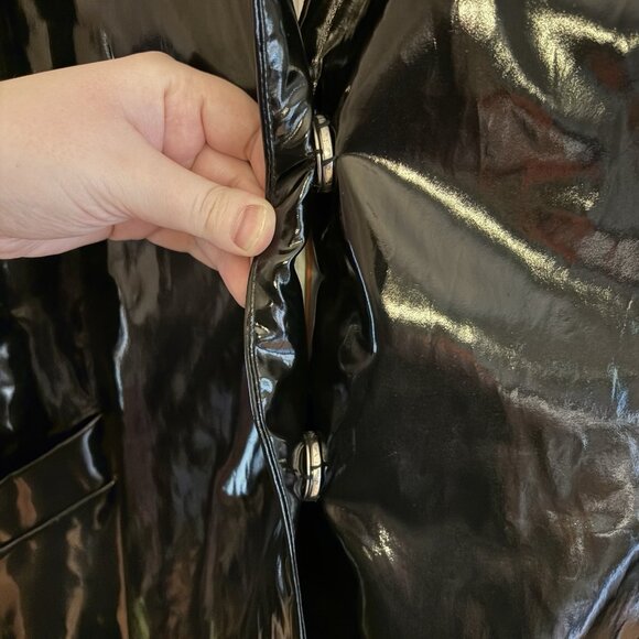 Jane Post Women S Black Snap Front Detachable Hood Iconic Slicker Raincoat NWT - Picture 6 of 15